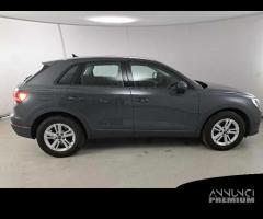 AUDI Q3 35 TDI S tronic Business