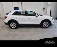 AUDI Q3 40 TDI quattro S tronic Business