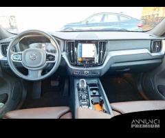 VOLVO XC60 B4 D AWD automatico Inscription