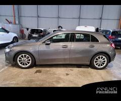 MERCEDES-BENZ A 180 d Automatic Sport 5 PORTE