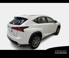 LEXUS NX 300h Hybrid Business 4WD - 5