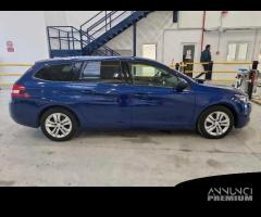 PEUGEOT 308 WAGON Business BlueHDi 130 S/S