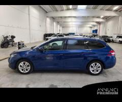 PEUGEOT 308 WAGON Business BlueHDi 130 S/S