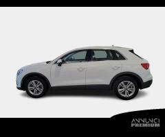 AUDI Q3 35 TDI S tronic Business