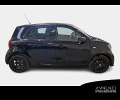 SMART FORFOUR 90 0.9 66kW TURBO superpassion twina