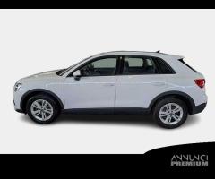 AUDI Q3 35 TDI S tronic Business