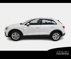 AUDI Q3 35 TDI S tronic Business - 2