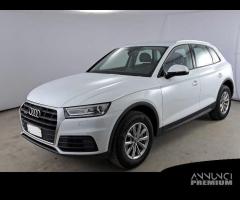 AUDI Q5 35 TDI Business quattro S tronic - 2