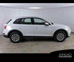 AUDI Q5 35 TDI Business quattro S tronic - 4