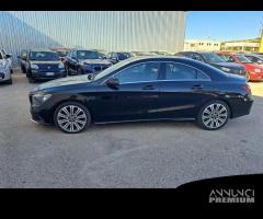 MERCEDES-BENZ CLA 200 d Sport 4 PORTE BERLINA