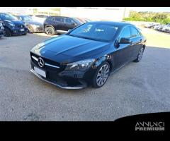 MERCEDES-BENZ CLA 200 d Sport 4 PORTE BERLINA