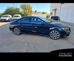 MERCEDES-BENZ CLA 200 d Sport 4 PORTE BERLINA