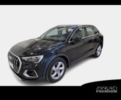 AUDI Q3 35 TDI S tronic Business Advanced