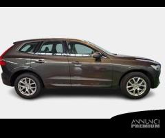 VOLVO XC60 D4 Geartronic Business MY21