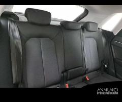 AUDI Q3 40 TDI quattro S tronic Business - 6