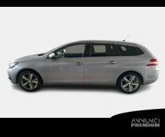 PEUGEOT 308 WAGON Allure BlueHDi 130 EAT8 S/S aut.