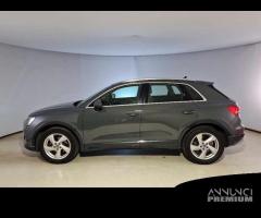 AUDI Q3 35 TDI S tronic Business Advanced