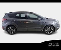 FORD KUGA 2.0 TDCi 120CV Powershift S/S 2WD ST-Lin