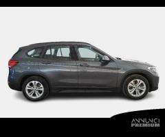 BMW X1 xDrive 25e Business Advantage automatico