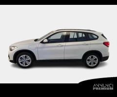 BMW X1 xDrive 25e Business Advantage automatico