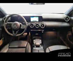 MERCEDES-BENZ A 180 d Automatic Business 5 PORTE - 6