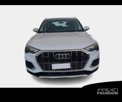 AUDI Q3 40 TDI quattro S tronic Business Advanced