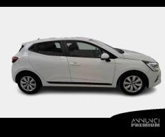 RENAULT CLIO 1.0 TCE 74KW BUSINESS 5 PORTE - 4