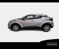 TOYOTA C-HR 1.8H 98CV E-CVT Business