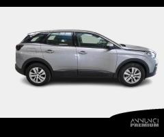 PEUGEOT 3008 BlueHDI 130 EAT8 S/S Business