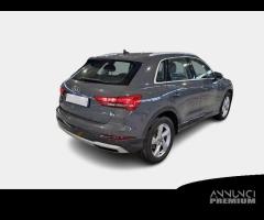 AUDI Q3 35 TDI quattro S tronic Business Advanced