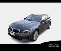 BMW 318 48V Business Advantage Touring auto