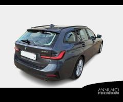 BMW 318 48V Business Advantage Touring auto