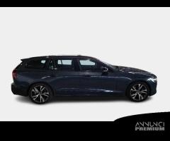 VOLVO V60 D4 AWD Geartronic R-Design WAGON