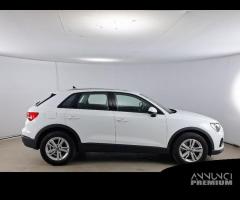 AUDI Q3 35 TDI S tronic Business