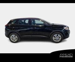 PEUGEOT 3008 BlueHDI 130 EAT8 S/S Business