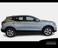 NISSAN QASHQAI 1.3 DIG-T 160 Business DCT