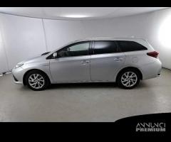 TOYOTA AURIS WAGON Touring Sports Hybrid Business