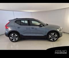 VOLVO XC40 B4 AWD automatico Ultimate Dark