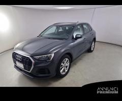 AUDI Q3 35 TDI S tronic Business