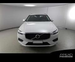 VOLVO XC60 B4 D AWD Geartronic Business Plus