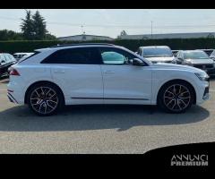 AUDI Q8 50 TDI MHEV 210kW quattro tiptronic Sport