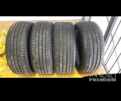 Pneumatici 205/50/ZR17 e 225/45/ZR17