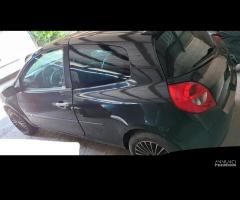 Renault Clio \"Le iene\" 1.5 Dci cod. mot. K9KN7