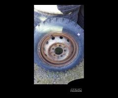 Cerchio e Gomma Lada Niva 175/82 R16