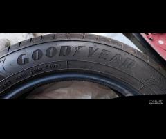 4 Gomme Goodyear 215/55 R17 94V