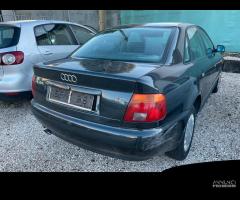 Ricambi usati per Audi A4  1.8 benz del 1995