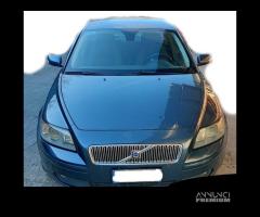 Ricambi per Volvo V50 2.0 diesel del 2006