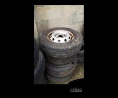 4 cerchi con pneumatici Fiat Ducato 205/70 R15