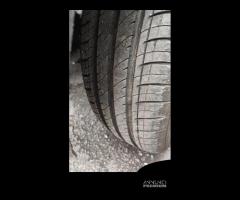 4 cerchi in lega con pneumatici 205/60 R16