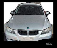 Ricambi BMW 320D 2.0 modello E91 del 2007 - 1